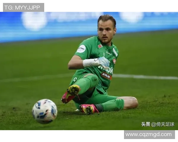 门兴与科隆比赛因天气原因推迟球迷期待新赛程安排 门兴与科隆比赛因天气原因推迟球迷期待新赛程安排