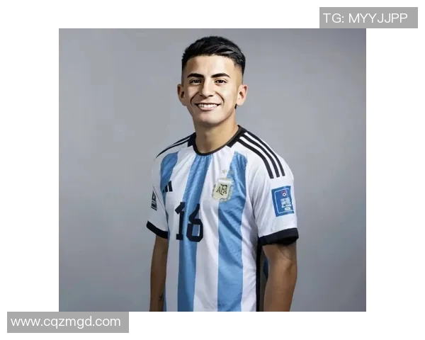 卢卡库的传奇之路：从青涩小将到世界顶级前锋的蜕变与挑战