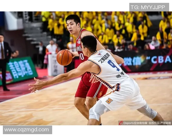 大宫松鼠迎战赞岐釜球队争夺胜利的激烈对决与精彩瞬间 大宫松鼠迎战赞岐釜球队争夺胜利的激烈对决与精彩瞬间