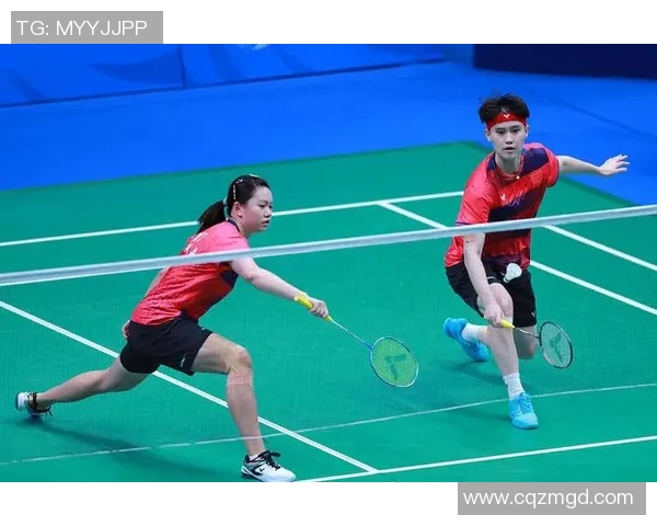 重庆羽毛球队与上海羽毛球队赛后复盘分析灵活性对比及战术调整探讨